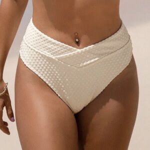 Cupshe Dot Texture V Front High Rise Bikini Bottoms Ivory Women’s Large